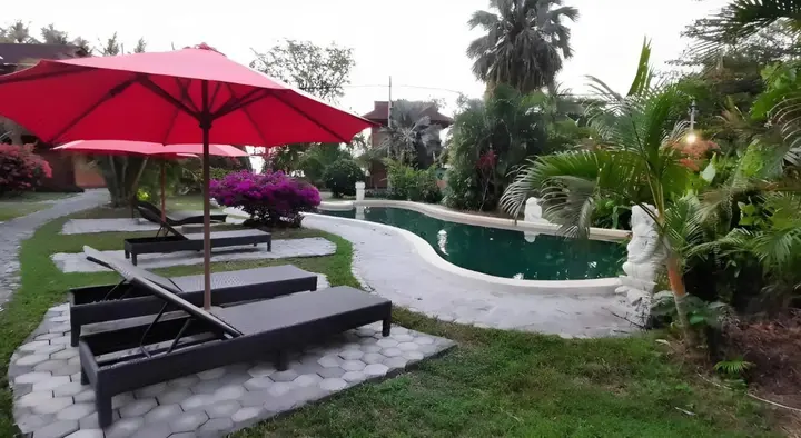 Сенджиги: Hotel Besar Bulan Baru - Senggigi