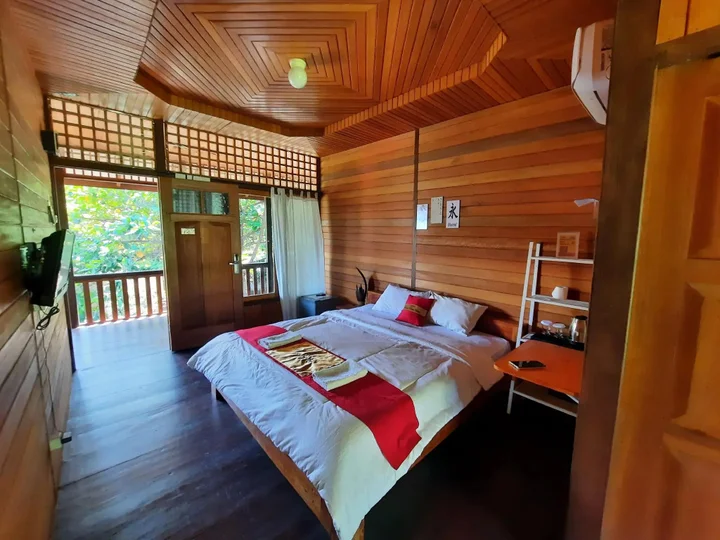 Сенджиги: Hotel Besar Bulan Baru - Senggigi