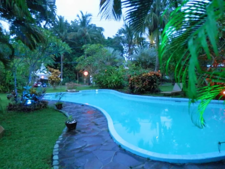 Сенджиги: Hotel Besar Bulan Baru - Senggigi