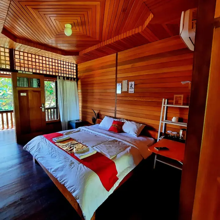 Сенджиги: Hotel Besar Bulan Baru - Senggigi