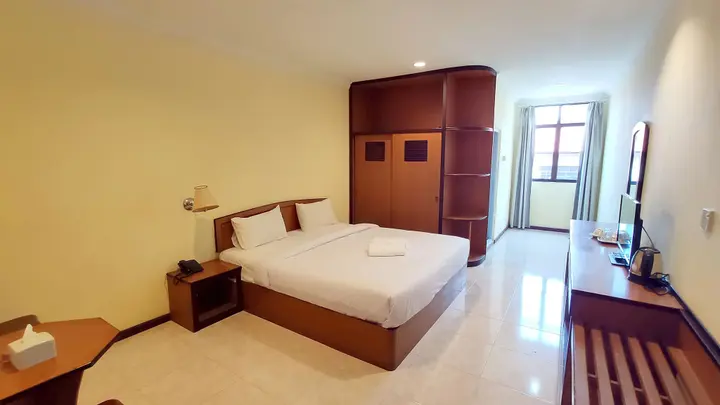 Батам: Penuin Hotel