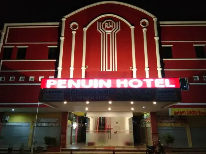 Батам: Penuin Hotel