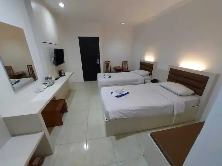 Батам: Penuin Hotel