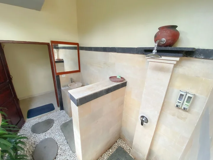 Бунутан: Bali Bhuana Beach Cottage