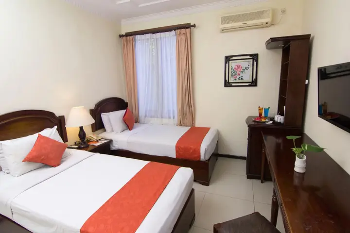 Маланг: Hotel Montana Malang