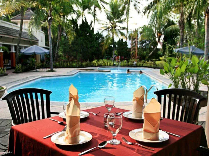 Маланг: Hotel Montana Dua Malang