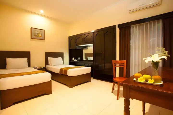 Маланг: Hotel Montana Dua Malang