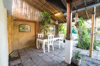 Чангу: Aqua Bali Villa