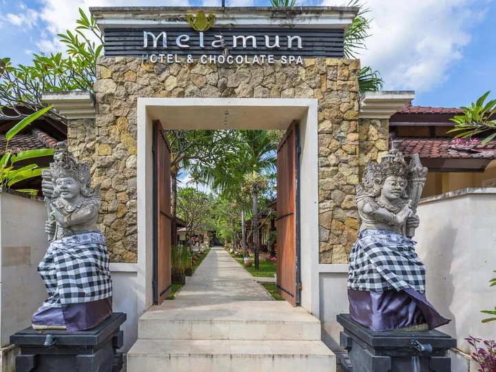 Каликбукбук: Hotel Melamun