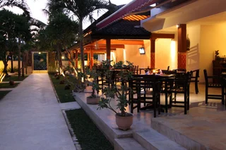 Каликбукбук: Hotel Melamun