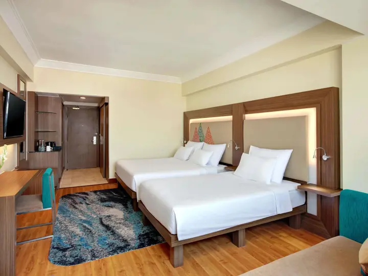 Суракарта: Novotel Solo