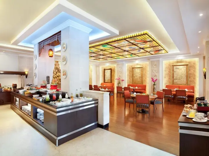 Суракарта: Novotel Solo