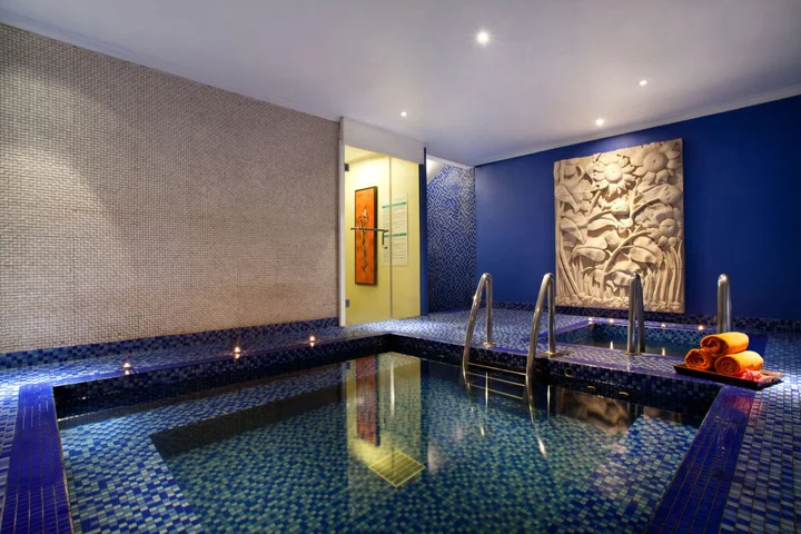 Суракарта: Novotel Solo