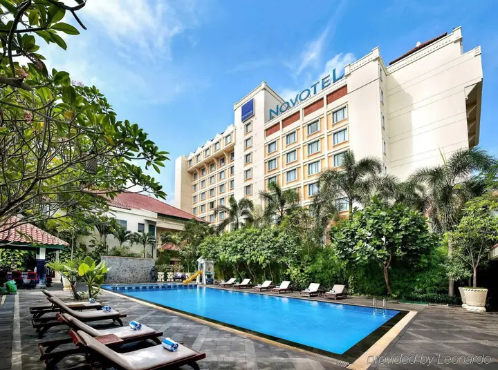 Суракарта: Novotel Solo