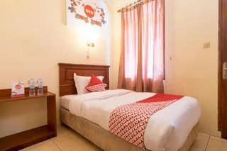 Медан: OYO 1030 Hotel Bumi Asih