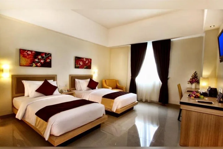 Понтианак: Orchardz Hotel Ayani