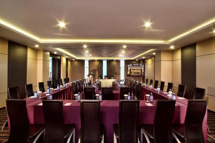 Понтианак: Orchardz Hotel Ayani