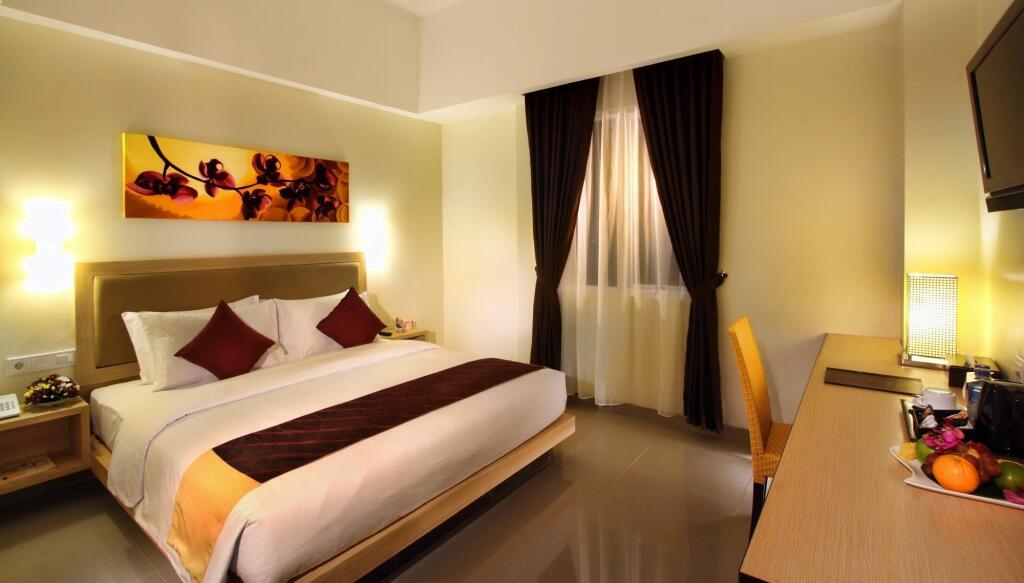 Понтианак: Orchardz Hotel Ayani