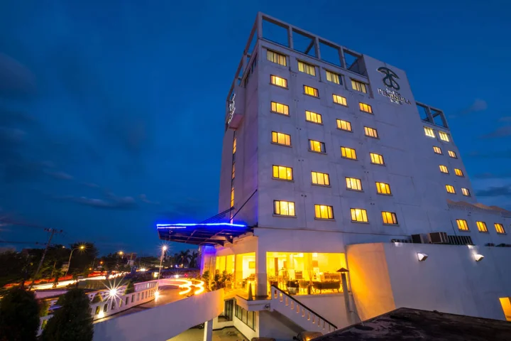 Палембанг: Sintesa Peninsula Hotel Palembang