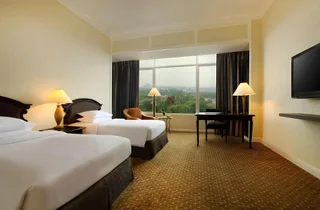 Бандунг: Aryaduta Bandung