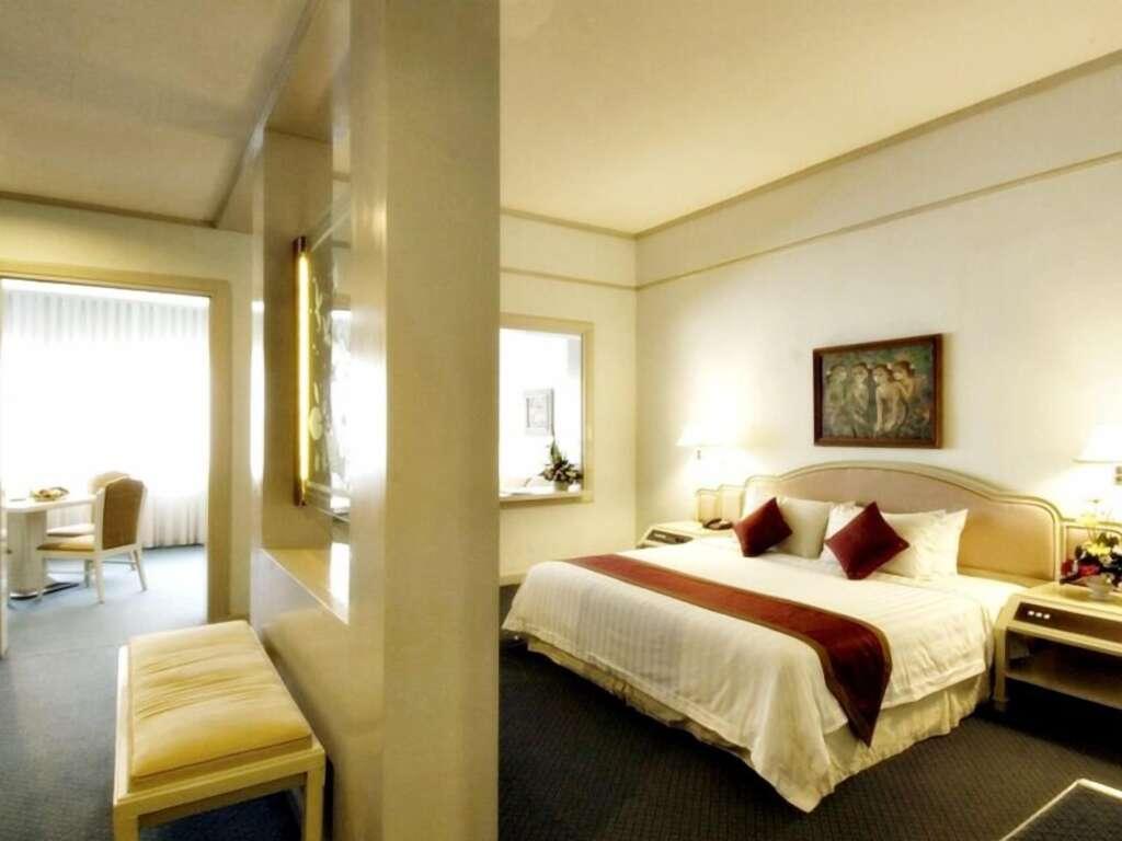 Бандунг: Grand Hotel Preanger