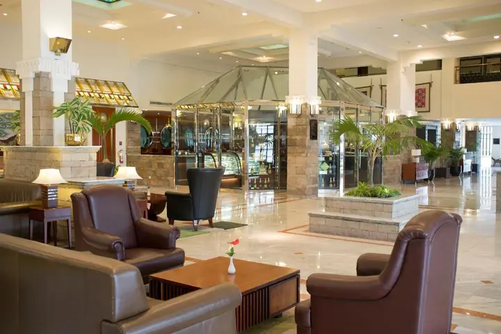 Бандунг: Grand Hotel Preanger