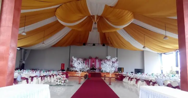 Каликбукбук: Hotel Celuk Agung