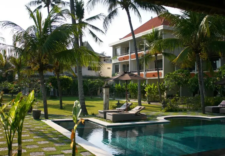 Канди Даса: Hotel Genggong