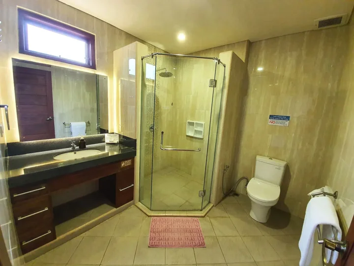 Канди Даса: Hotel Genggong