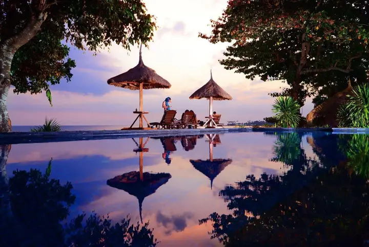 Сенджиги: Sunsethouse Lombok