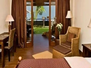Сенджиги: Sunsethouse Lombok