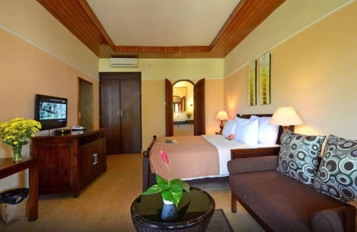 Сенджиги: Sunsethouse Lombok