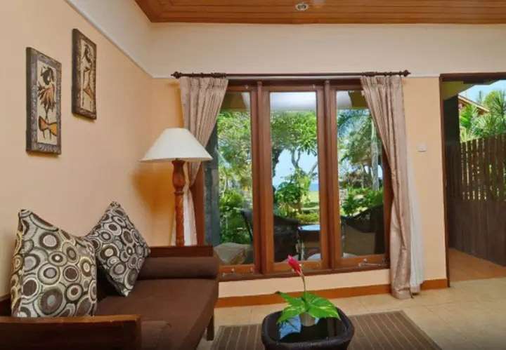 Сенджиги: Sunsethouse Lombok