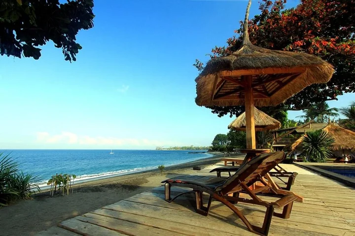 Сенджиги: Sunsethouse Lombok