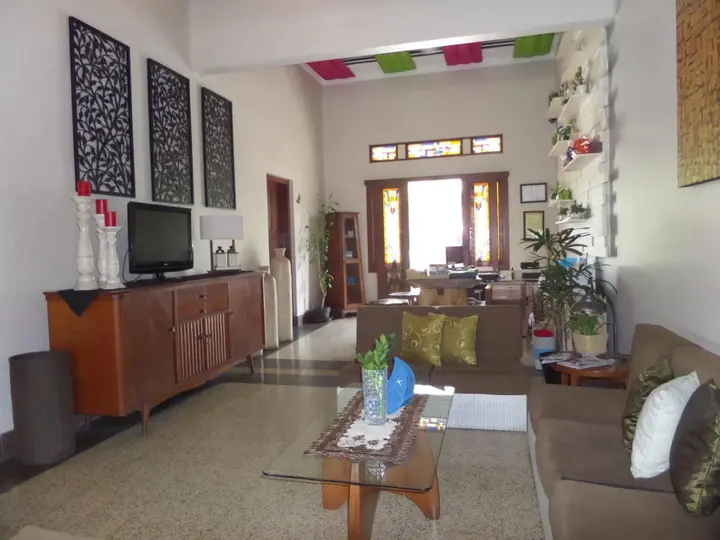 Маланг: Merbabu Guest House