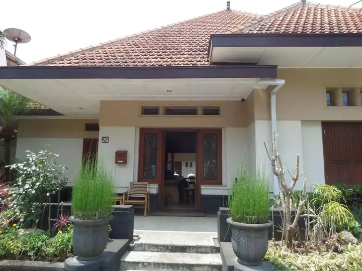 Маланг: Merbabu Guest House