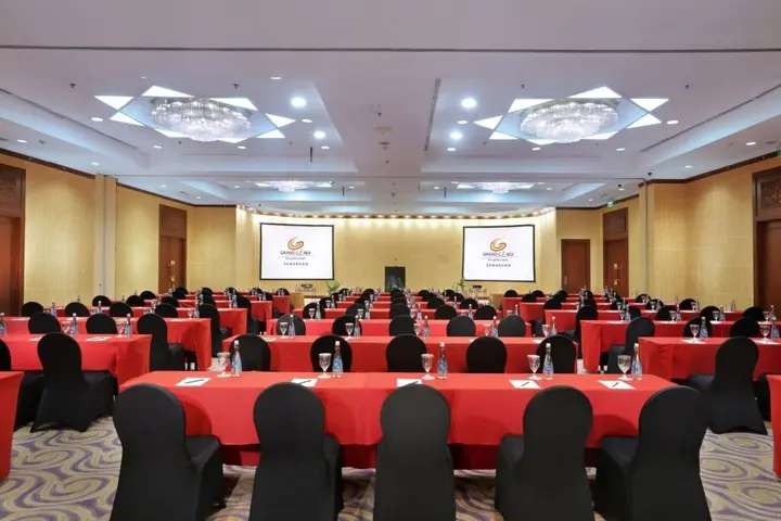 Семаранг: Grand Candi Hotel