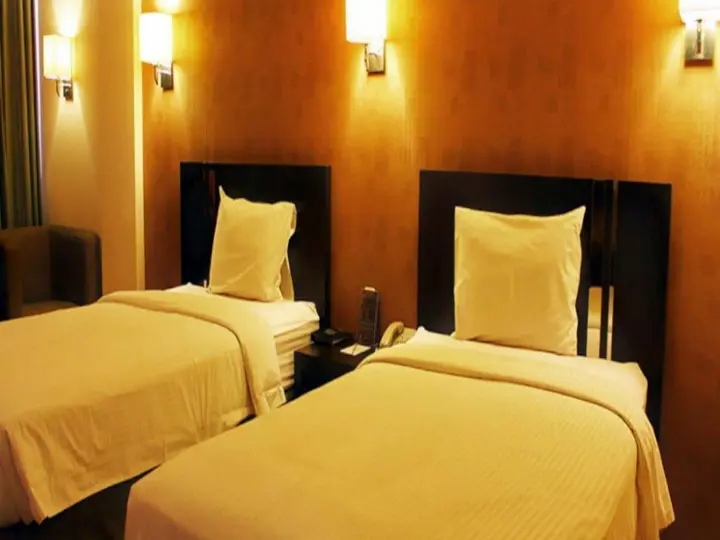 Бандунг: Hotel Naval