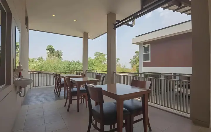 Бандунг: U Village Hotel And Villa