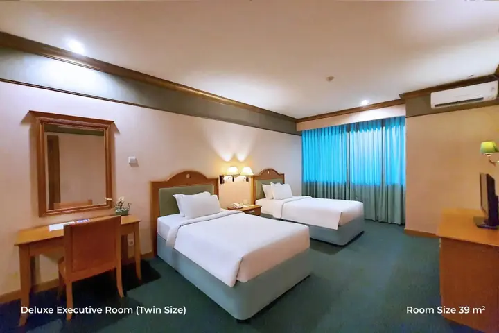 Сурабая: Tunjungan Hotel