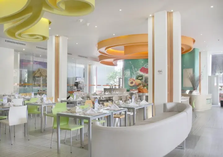 Кута: HARRIS Hotel & Residence Sunset Road Bali