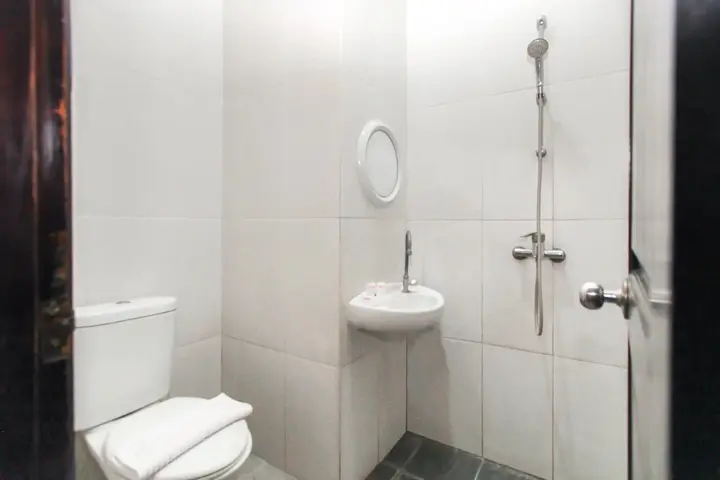 Сурабая: Uno Hotel