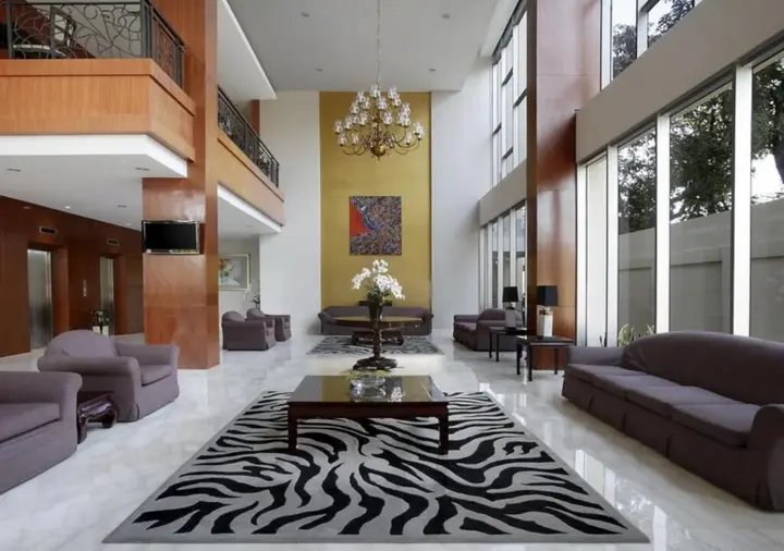 Сурабая: Hotel Santika Jemursari