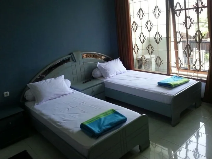 Сурабая: Homestay Kalijudan