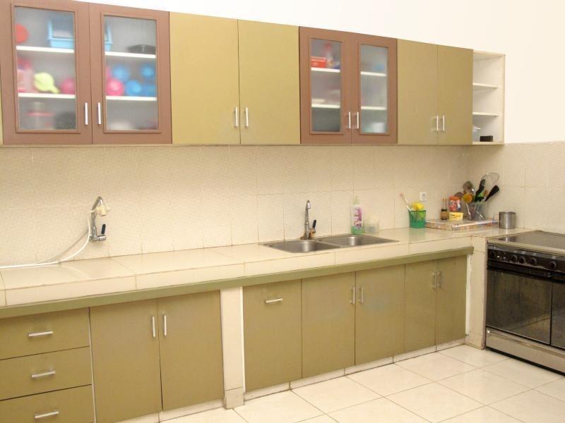 Сурабая: Homestay Kalijudan
