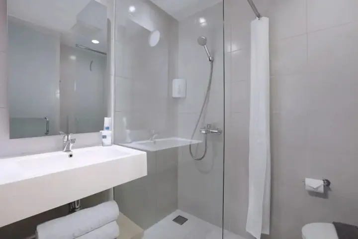 Палембанг: Algoritma Hotel