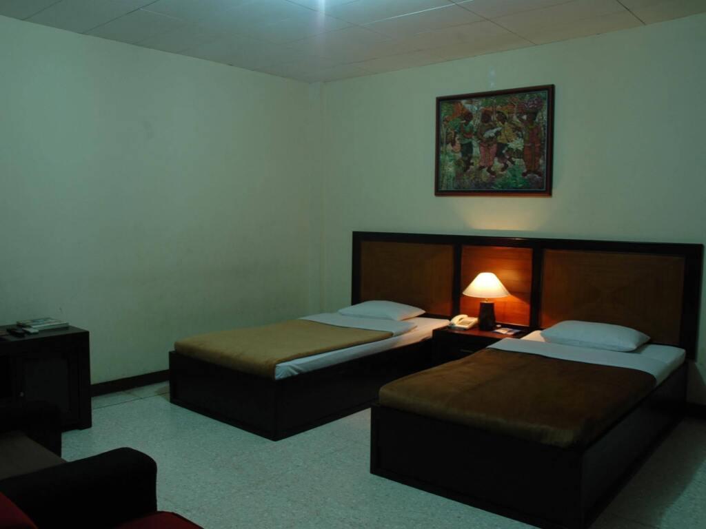 Депок: Wisma Djoglo Hotel