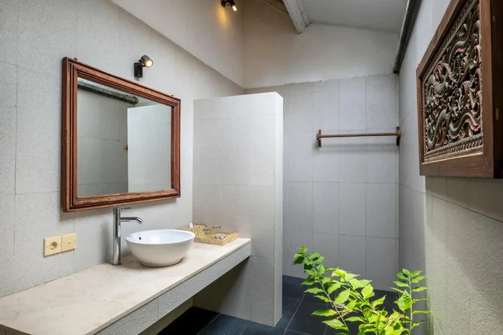 Гили Траванган: The Beach House Resort