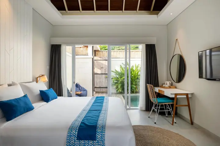 Гили Траванган: The Beach House Resort