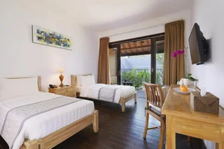 Гили Аир: Royal Regantris Villa Karang